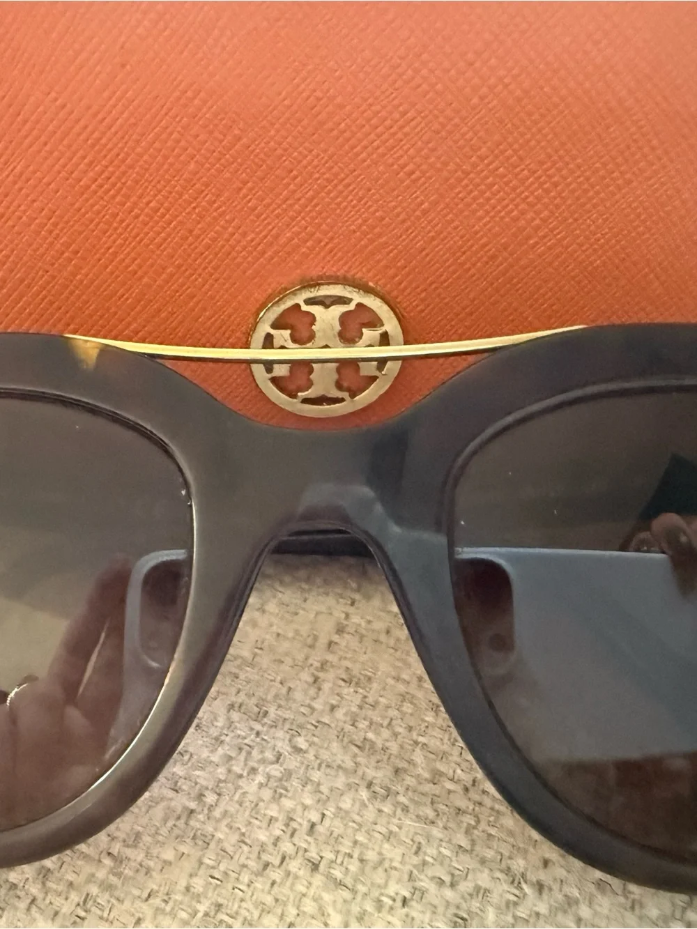 Tory Burch Tortoise Frame Sunglasses with brown lenses. Polarized. Case included